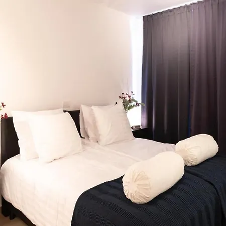 Oneluxstay Near Diamond District Holiday home *